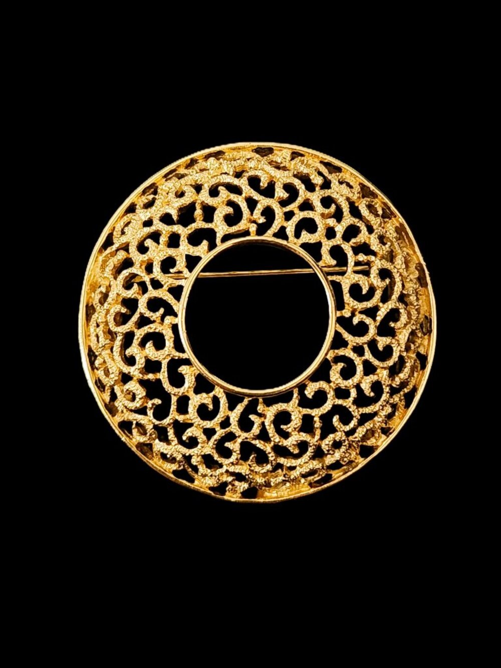 VTG 1950s Crown Trifari Gold Tone Filigree Open Circle Brooch Pin Mid Century